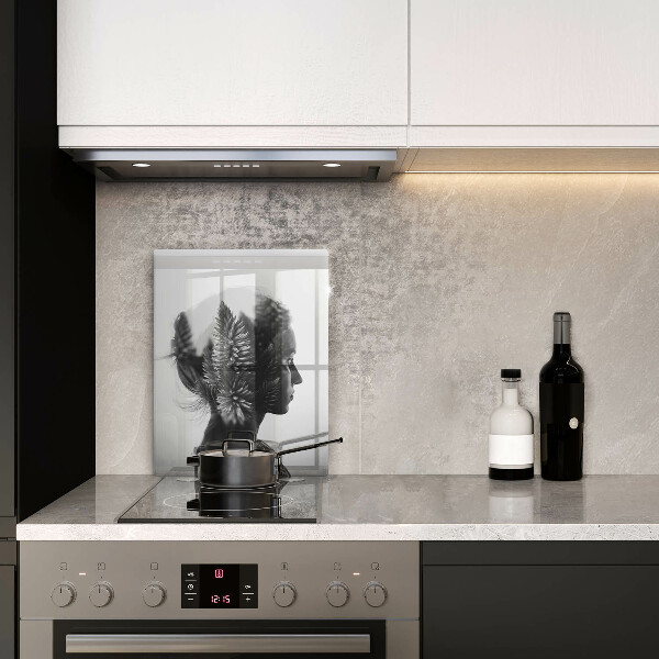 Üveg vágódeszka Nő és erdő