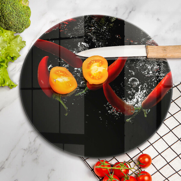 Üveg vágódeszka Chili paprika vízben
