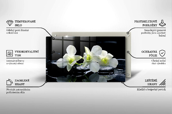 Tűzhelyvédő Fehér virágok a zen vízben