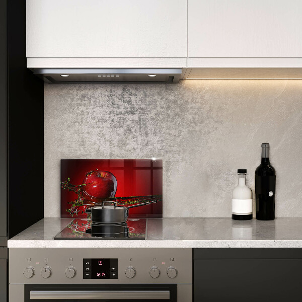 Tűzhelyvédő Alma gyümölcs vízben