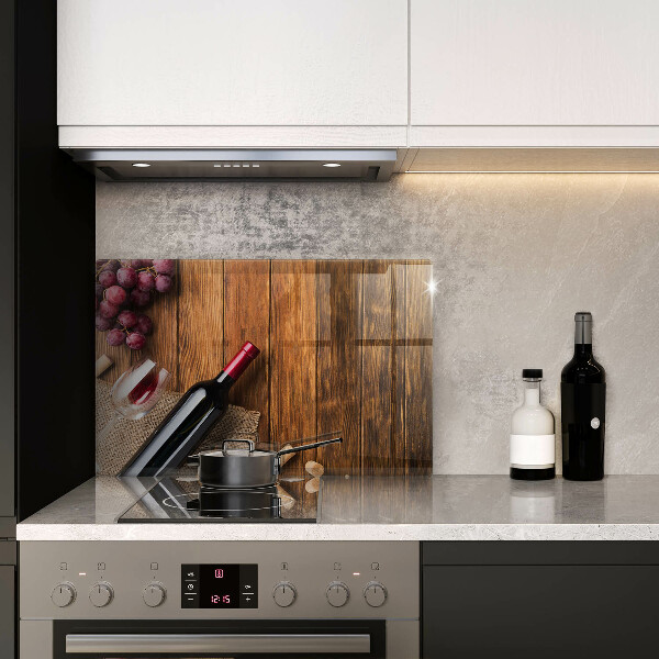 Tűzhelyvédő Egy üveg vörösbor