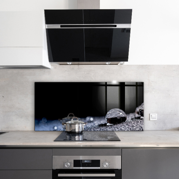 Konyhai üveg panel Egy csepp harmat reggel