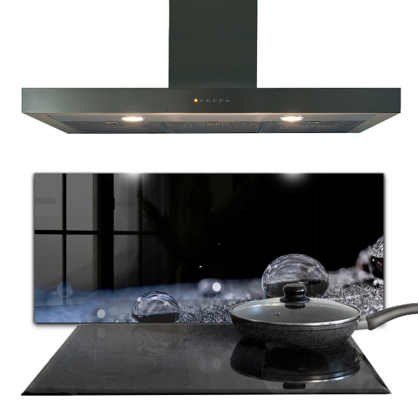 Konyhai üveg panel Egy csepp harmat reggel