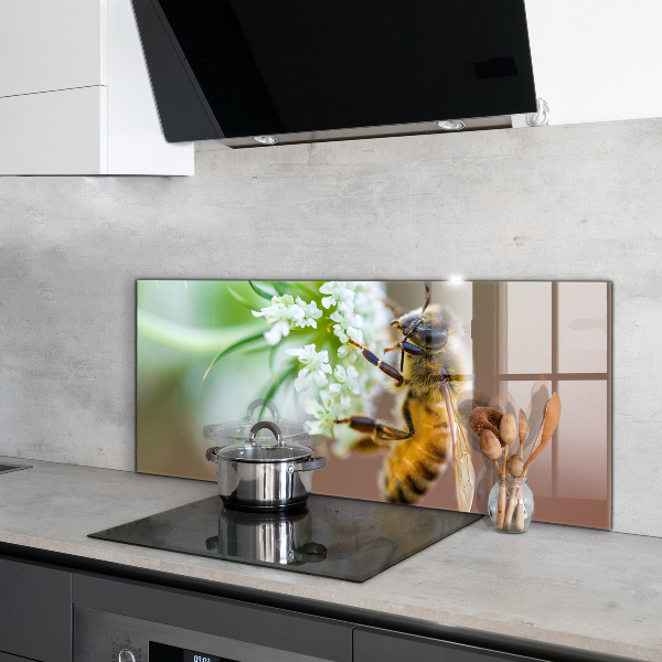 Konyhai panel A méhek virágport gyűjtenek