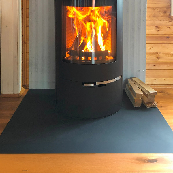 Téglalap alakú fekete kandalló alátét 100x80 cm
