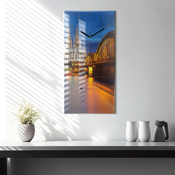 Téglalap alakú üvegóra Híd Németországban