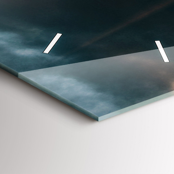 Téglalap alakú üvegóra Az Eiffel-torony a felhőkkel szemben