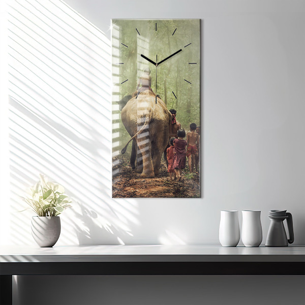 Téglalap alakú üvegóra Elefántot vezető gyerekek