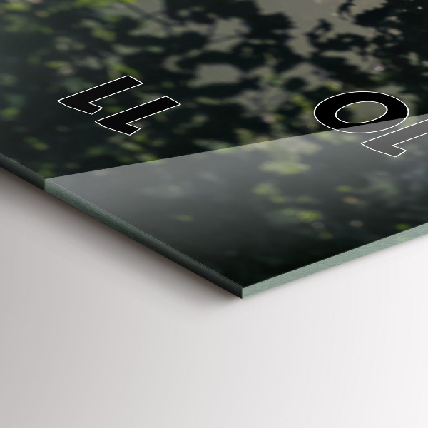 Téglalap alakú üvegóra Erdei út és a napfény csíkjai