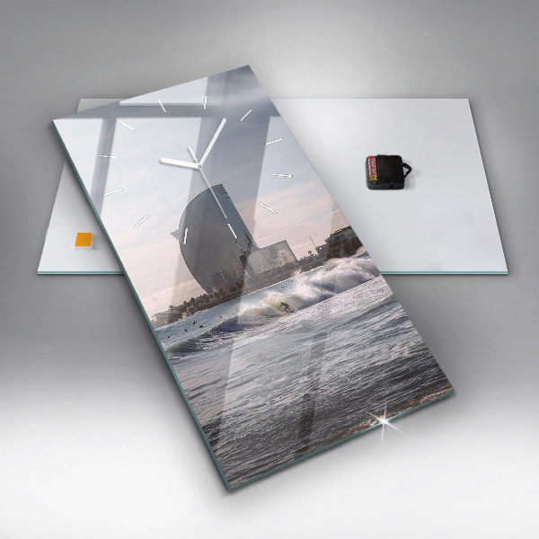 Téglalap alakú üvegóra Barcelona szörfös