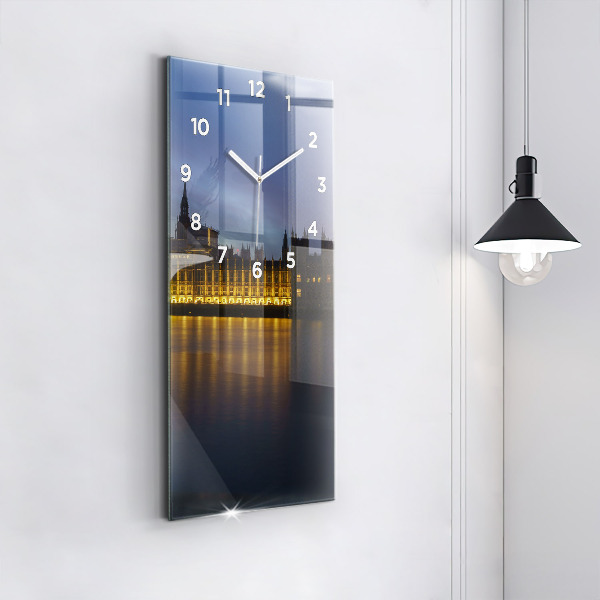 Téglalap alakú üvegóra Winchester Palace London