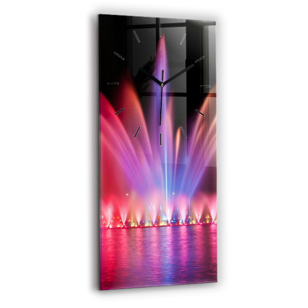 Téglalap alakú üvegóra Wroclaw-kút éjjel