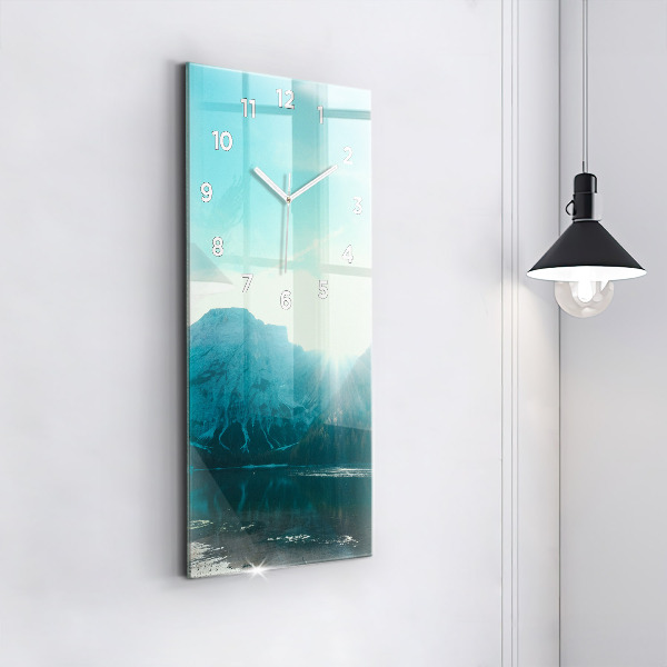 Téglalap alakú üvegóra Hegy és folyó Lengyelországban