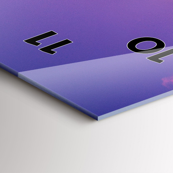 Téglalap alakú üvegóra Felhőkarcoló Varsóban