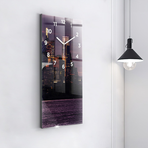 Téglalap alakú üvegóra Philadelphia város látképe