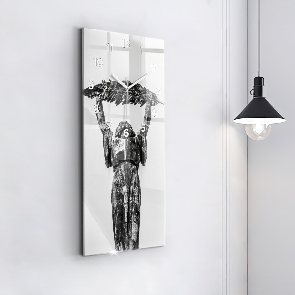 Téglalap alakú üvegóra Szabadság-szobor Budapesten