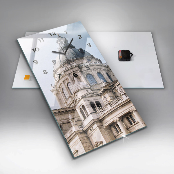 Téglalap alakú üvegóra Szent István-bazilika