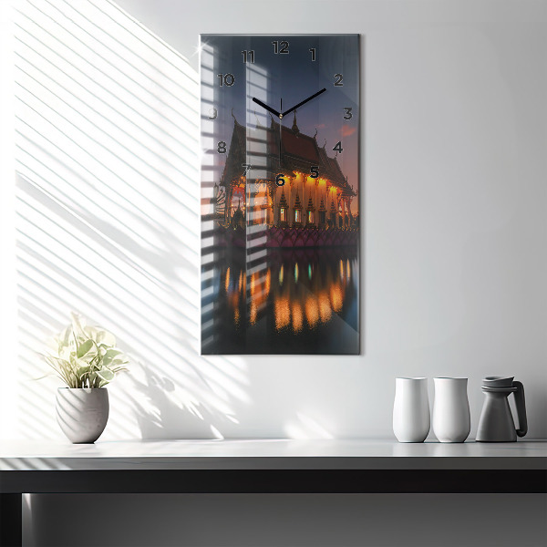 Téglalap alakú üvegóra Templom Bangkokban