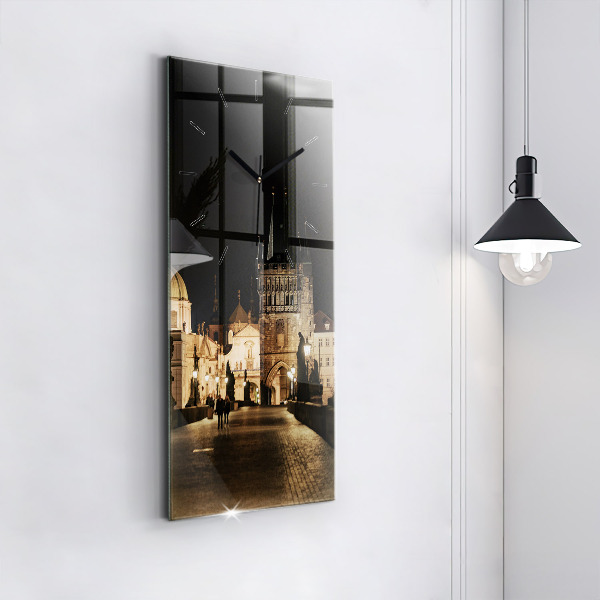 Téglalap alakú üvegóra Károly híd Prágában