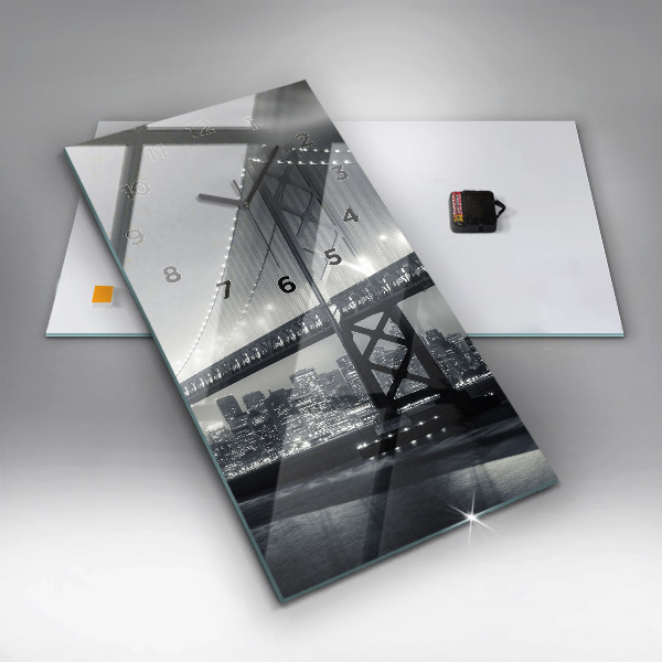 Téglalap alakú üvegóra San Francisco híd éjjel