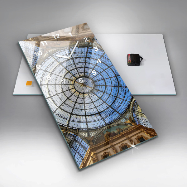 Téglalap alakú üvegóra Milánói bevásárlóközpont