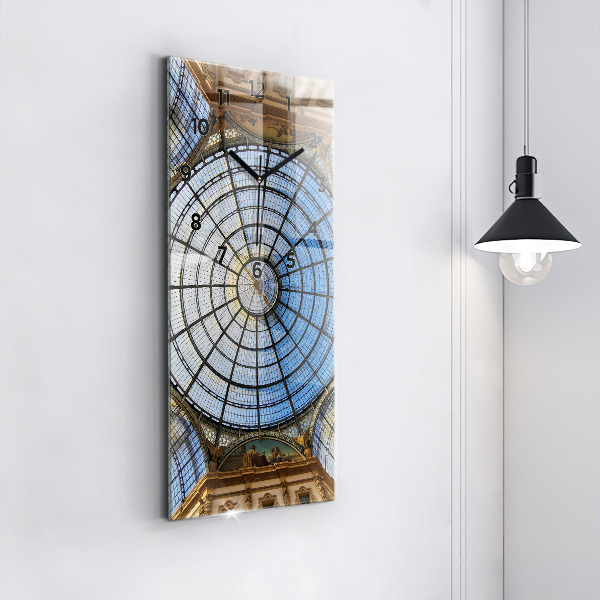 Téglalap alakú üvegóra Milánói bevásárlóközpont