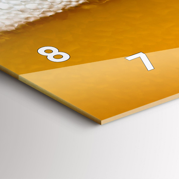 Vízszintes üvegóra Közeli kép a sörről