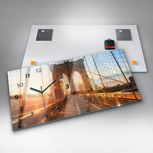 Vízszintes üvegóra Brooklyn Bridge NYC