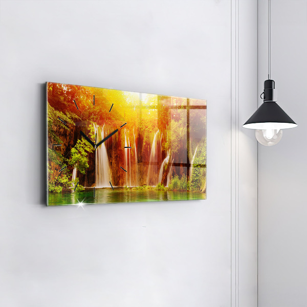 Vízszintes üvegóra Kilátás a vízesésre