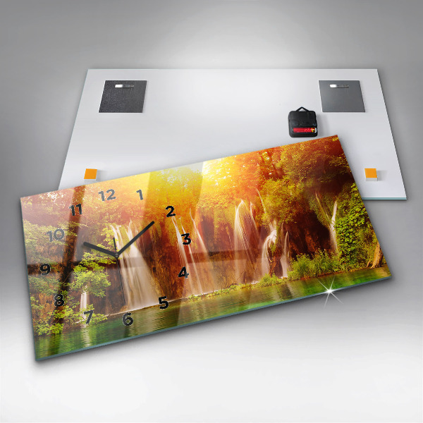 Vízszintes üvegóra Kilátás a vízesésre