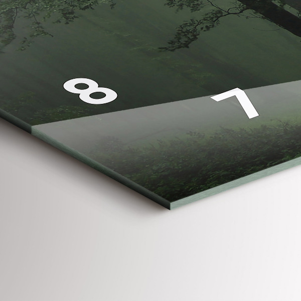 Vízszintes üvegóra Ködös erdő reggel