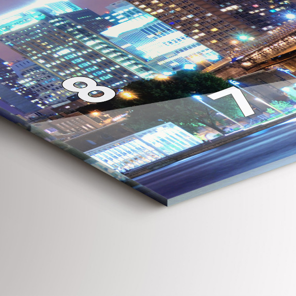 Vízszintes üvegóra Brooklyn Bridge és East River