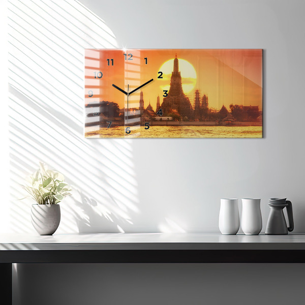 Vízszintes üvegóra Wat Arun Bangkok Thaiföld