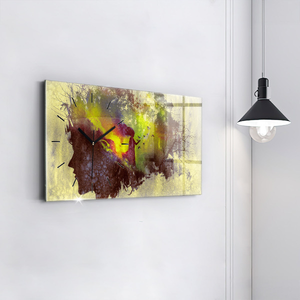 Vízszintes üvegóra Nő az erdőben