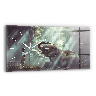 Vízszintes üvegóra Egy fiú könyvet olvas