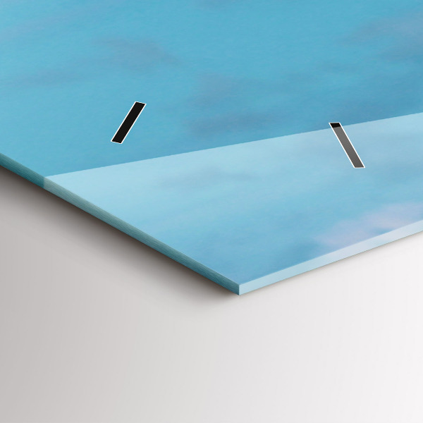 Vízszintes üvegóra Magas zsiráf az ég ellen