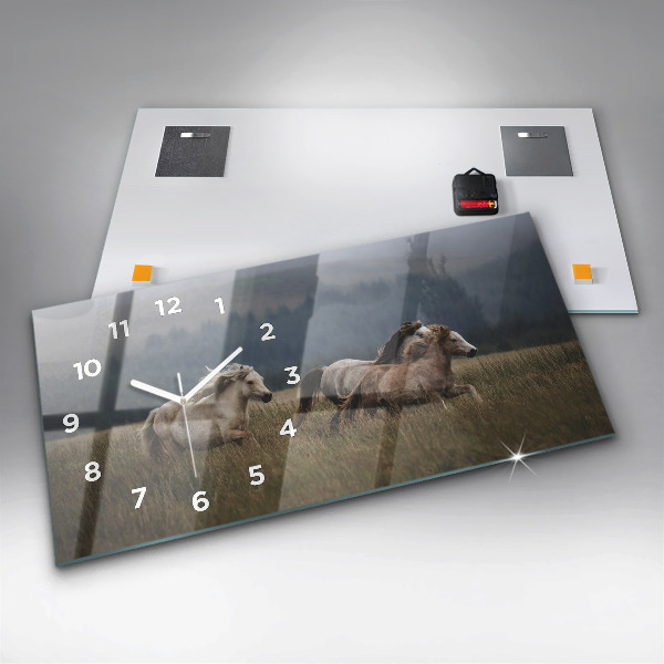 Vízszintes üvegóra Lovak vágtában