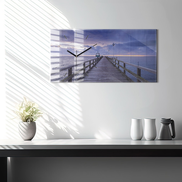 Vízszintes üvegóra Móló a Balti-tengeren