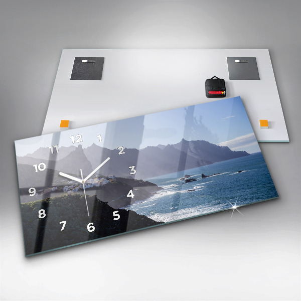 Vízszintes üvegóra Hegyek az óceán mellett