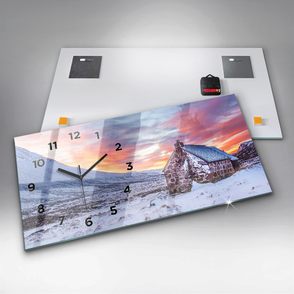 Vízszintes üvegóra Víkendház hegyekben