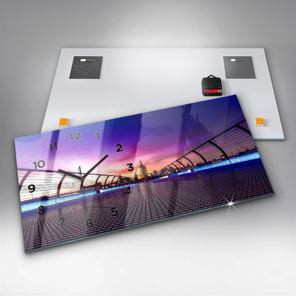 Vízszintes üvegóra Szent Pál székesegyház