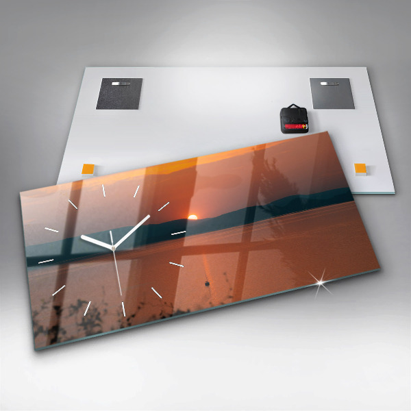 Vízszintes üvegóra Este a Balaton