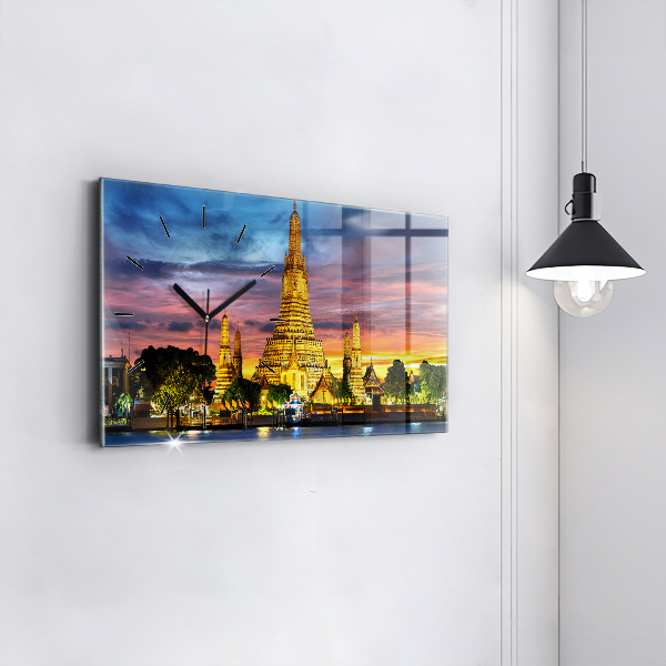 Vízszintes üvegóra Templom Bangkokban