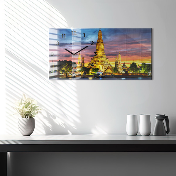 Vízszintes üvegóra Templom Bangkokban