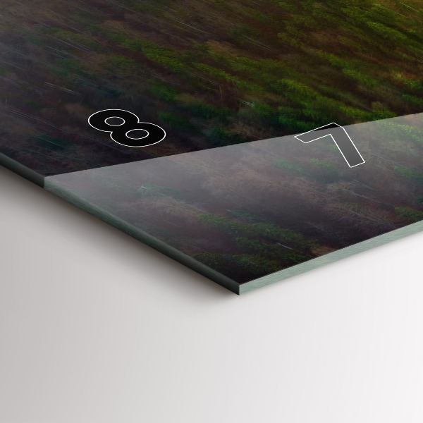 Vízszintes üvegóra Naplemente a hegyek felett