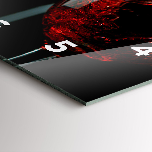 Szögletes fali üvegóra Egy üveg bor