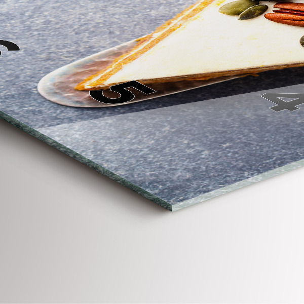 Szögletes fali üvegóra Egy szelet tortát