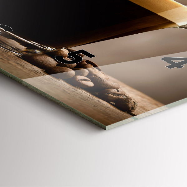 Szögletes fali üvegóra Egy csésze kávét