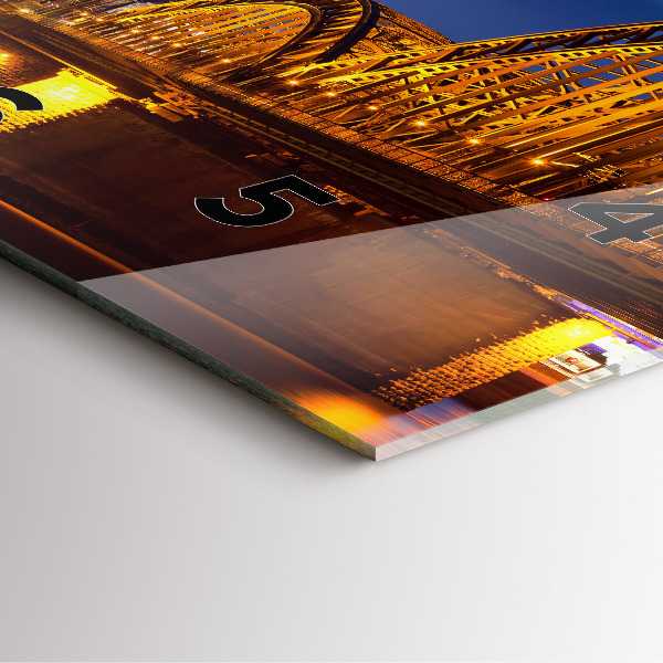 Szögletes fali üvegóra Híd Németországban