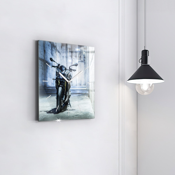 Szögletes fali üvegóra Motorkerékpár a sikátorban